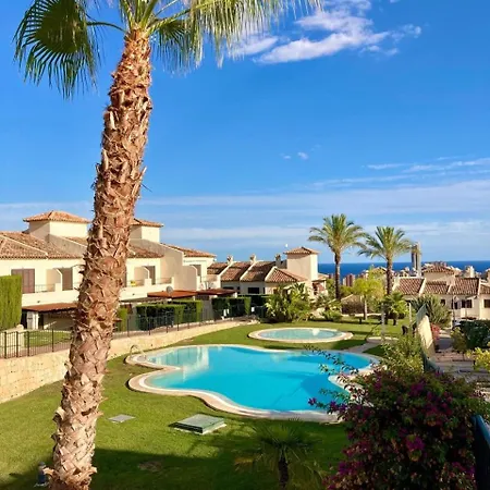 Apartment Cozy Townhouse With Garden In Finestrat